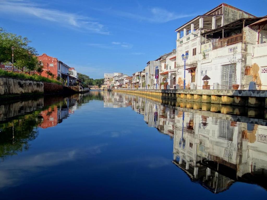 My Sweet Home Malacca Exterior photo